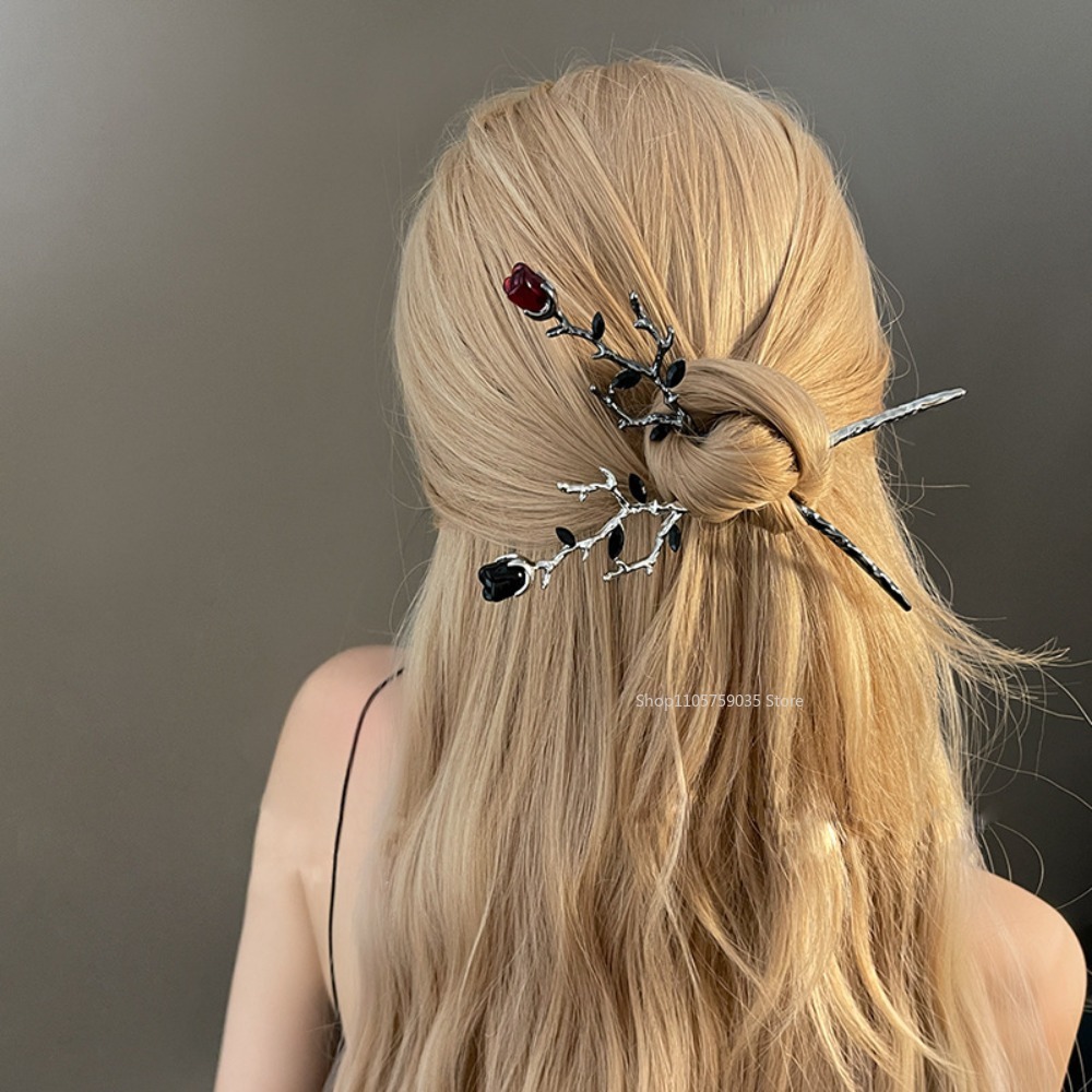 Vintage Metal Red Rose Flower  - Supply Florist 评论和价格