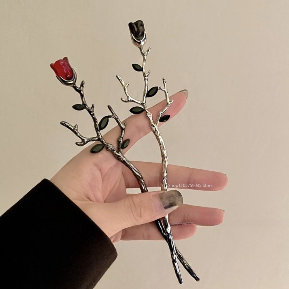 Vintage Metal Red Rose Flower  - Supply Florist 评论和价格