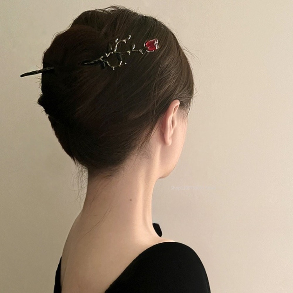 Vintage Metal Red Rose Flower  - Supply Florist 评论和价格
