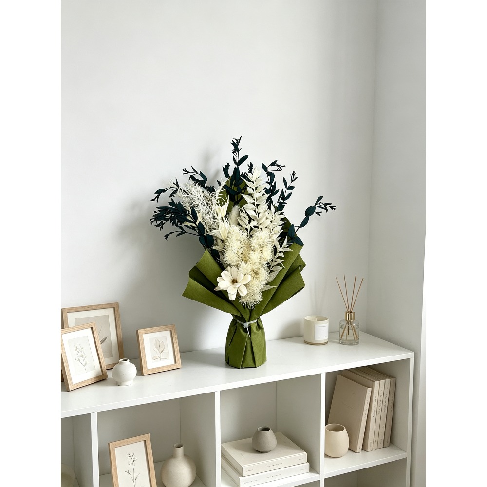 Preserved Dried Flower Bouquet - Eucalyptus Preserved 评论和价格